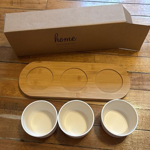 Home 4 Piece Serving Snack Bowl Set with 13” Wood Tray - Picture 2 of 7